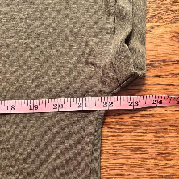 Lysse Jungle Khaki Classic Tee Short Sleeve Women's Size L 95% Linen NWT - Picture 10 of 12